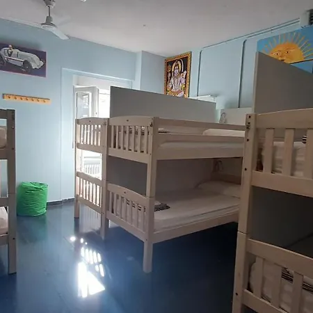אכסניה Santander Central Hostel