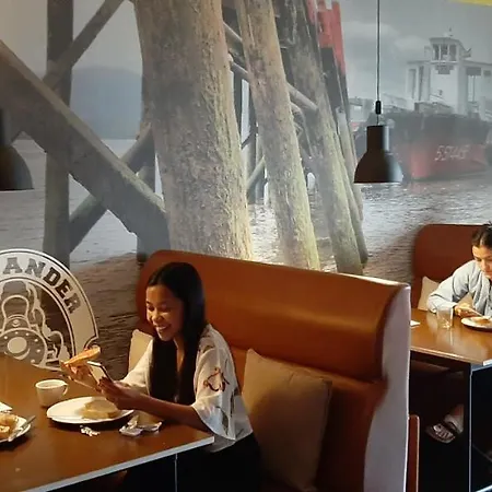 Santander Central Hostel * Σανταντέρ