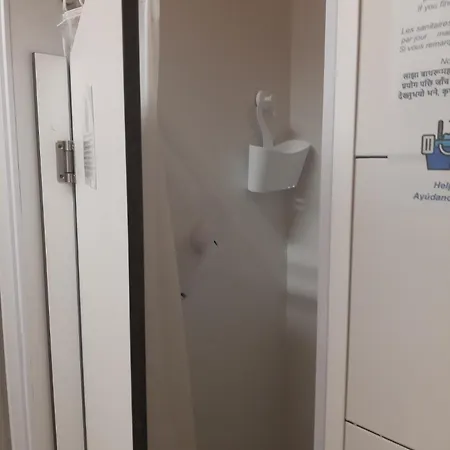 Santander Central Hostel Σανταντέρ