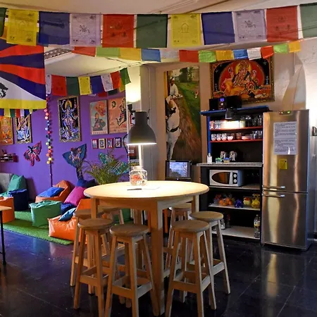 אכסניה Santander Central Hostel *