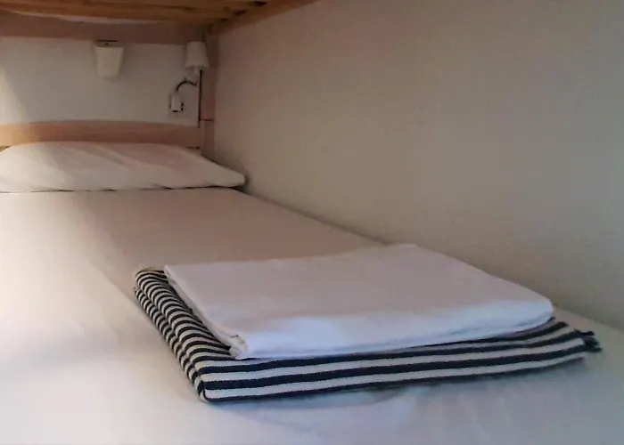 Santander Central Hostel * Santander