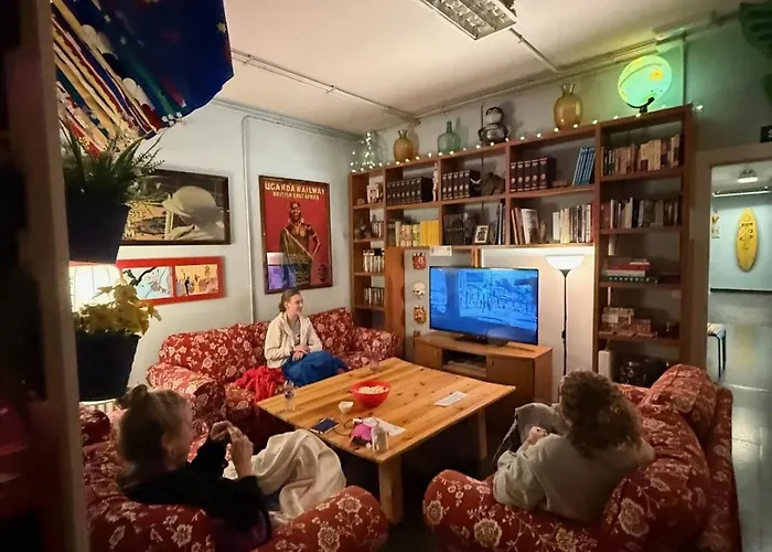 Santander Central Hostel Хостел Сантандер