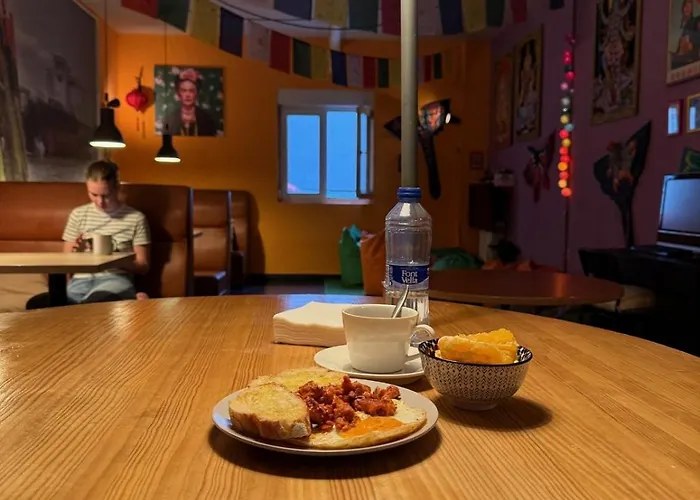 Santander Central Hostel * Сантандер