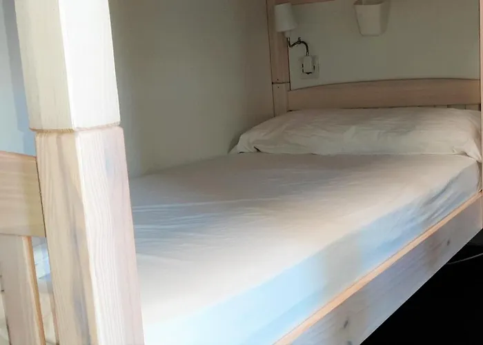 Santander Central Hostel بيت شباب *