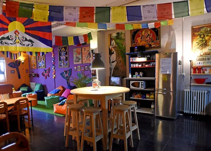 بيت شباب Santander Central Hostel *