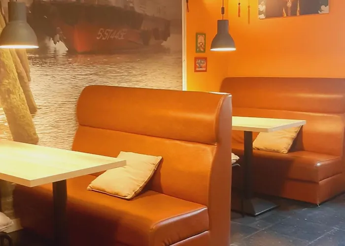 Santander Central Hostel * Santander