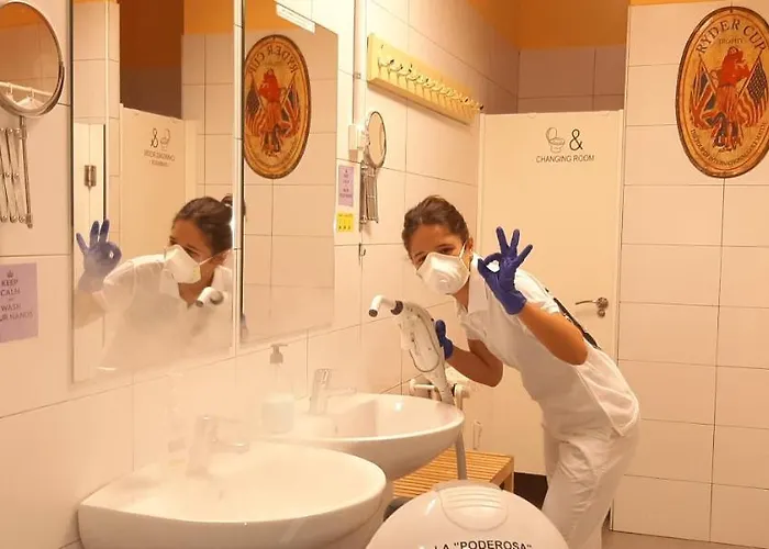 بيت شباب Santander Central Hostel *